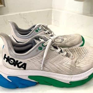 Hoka Clifton Edge. Women’s size 8.5